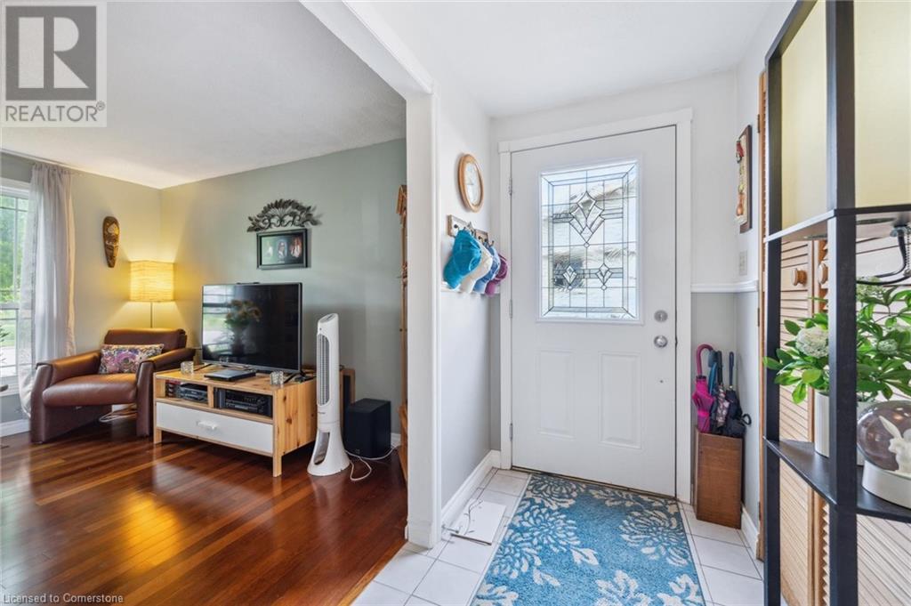 Property at 148 NORTHLAKE Drive Unit# A image 3