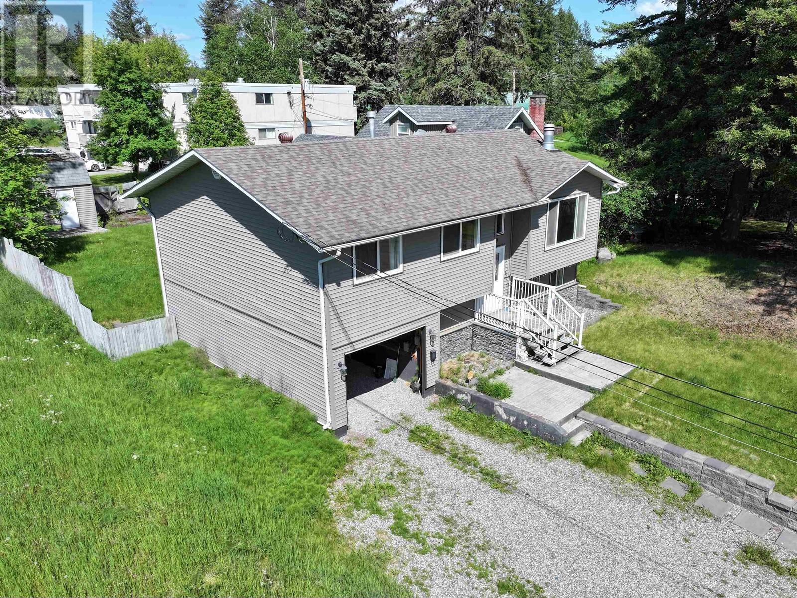 Property at 679 JONES STREET image 3