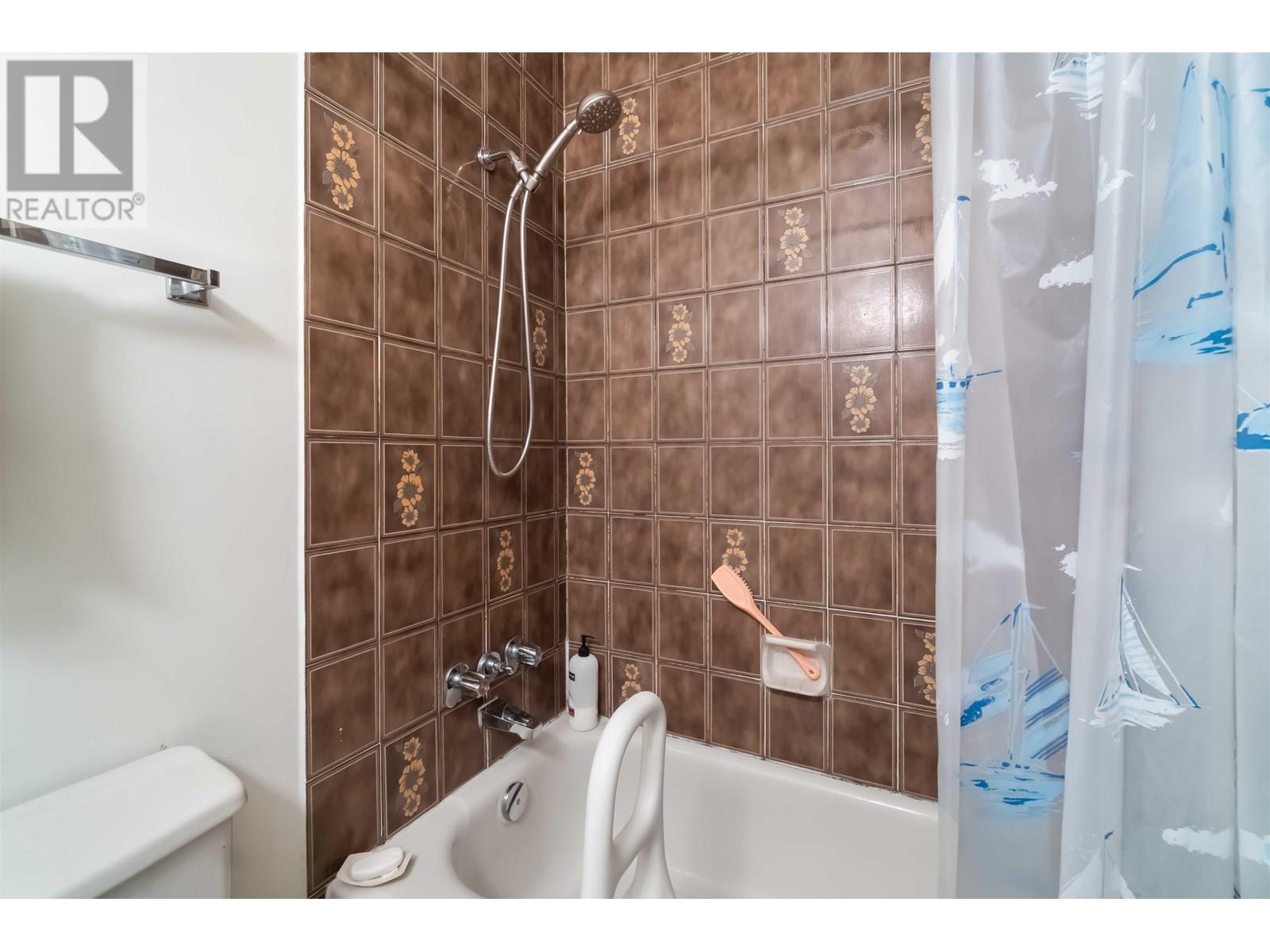 10740 Bonavista Place, Richmond, British Columbia  V7E 5B8 - Photo 21 - R3011794
