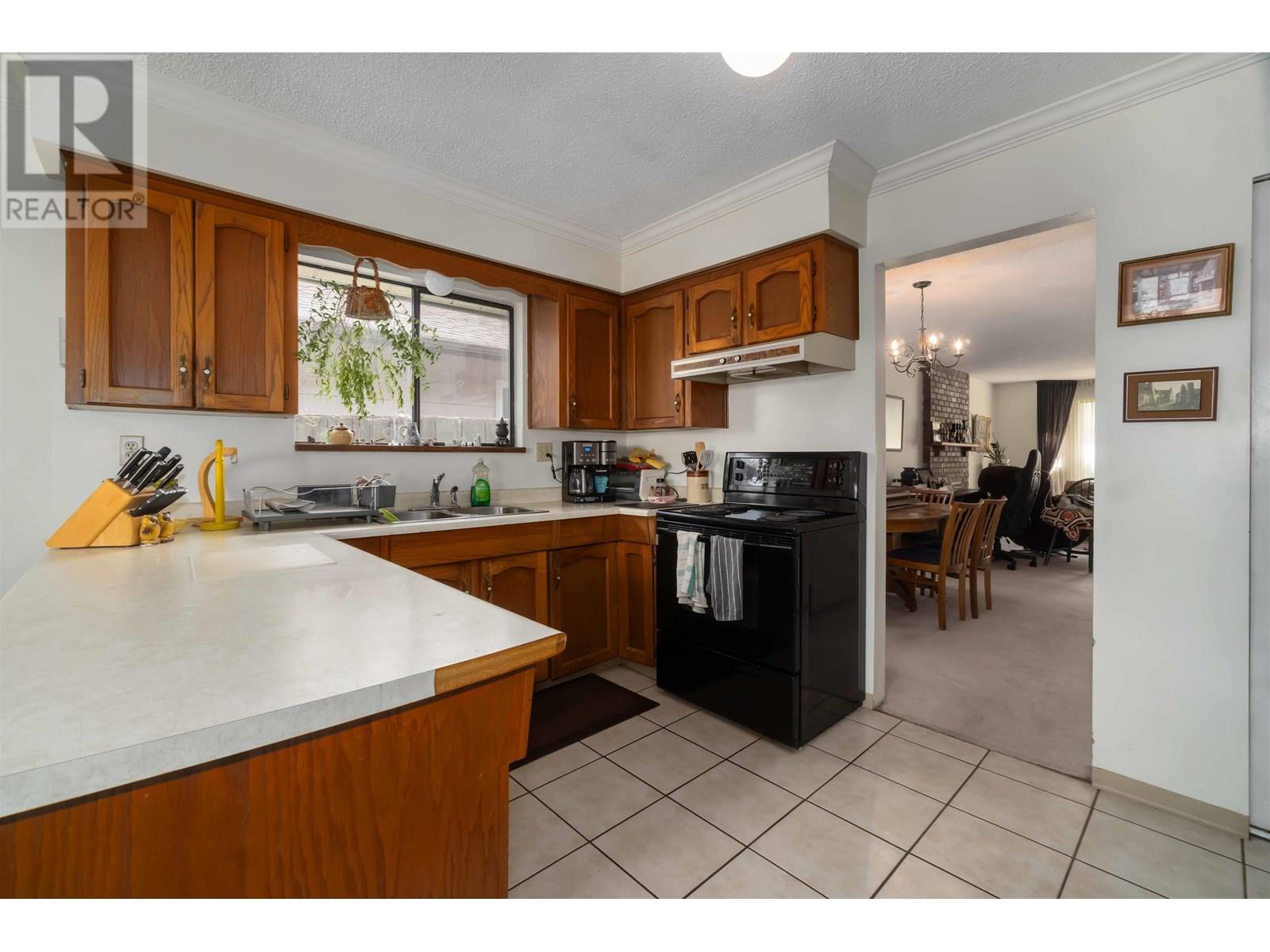 10740 Bonavista Place, Richmond, British Columbia  V7E 5B8 - Photo 4 - R3011794