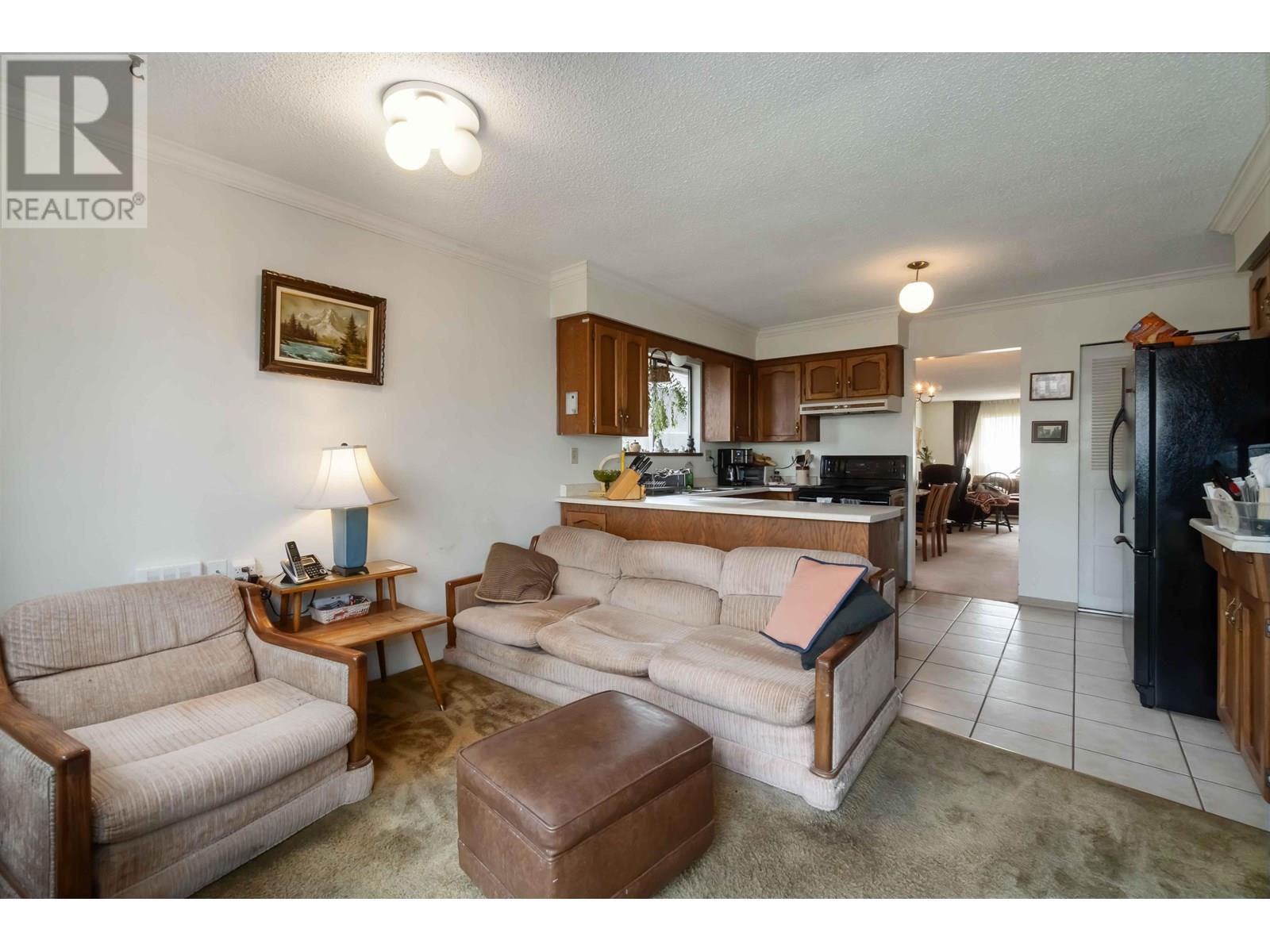 10740 Bonavista Place, Richmond, British Columbia  V7E 5B8 - Photo 7 - R3011794