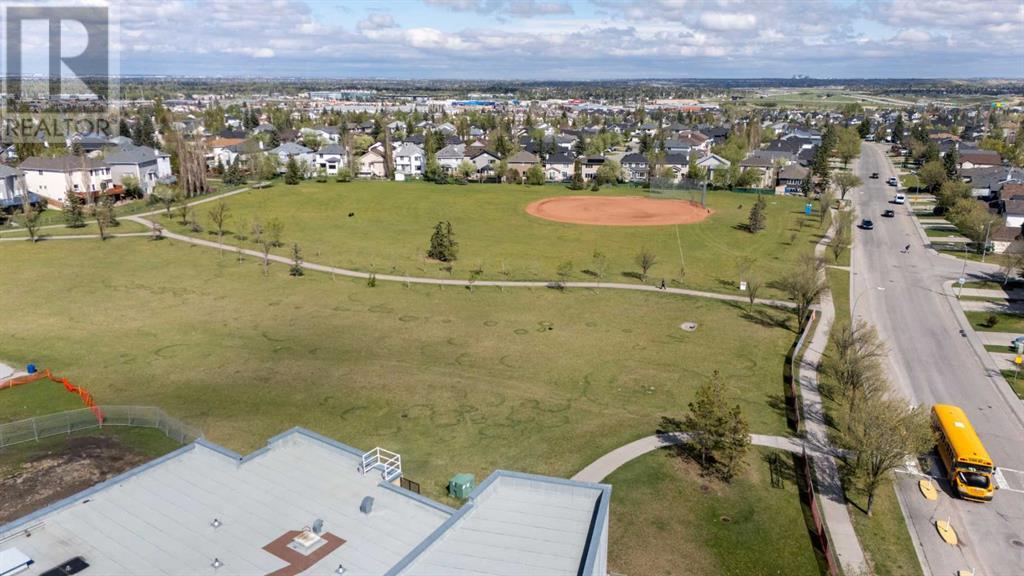 724 Somerset Drive Sw, Calgary, Alberta  T2Y 3C3 - Photo 33 - A2220391