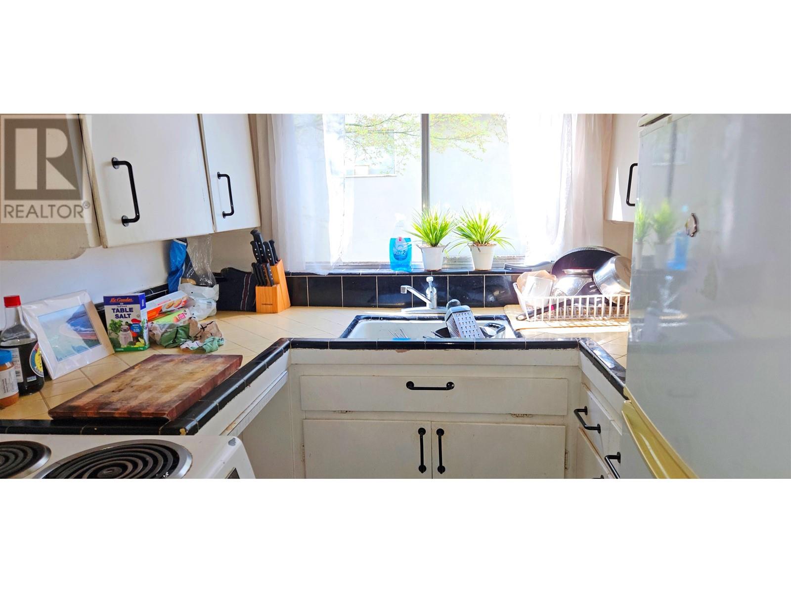 2556 W 4th Avenue, Vancouver, British Columbia  V6K 1P6 - Photo 26 - C8069750
