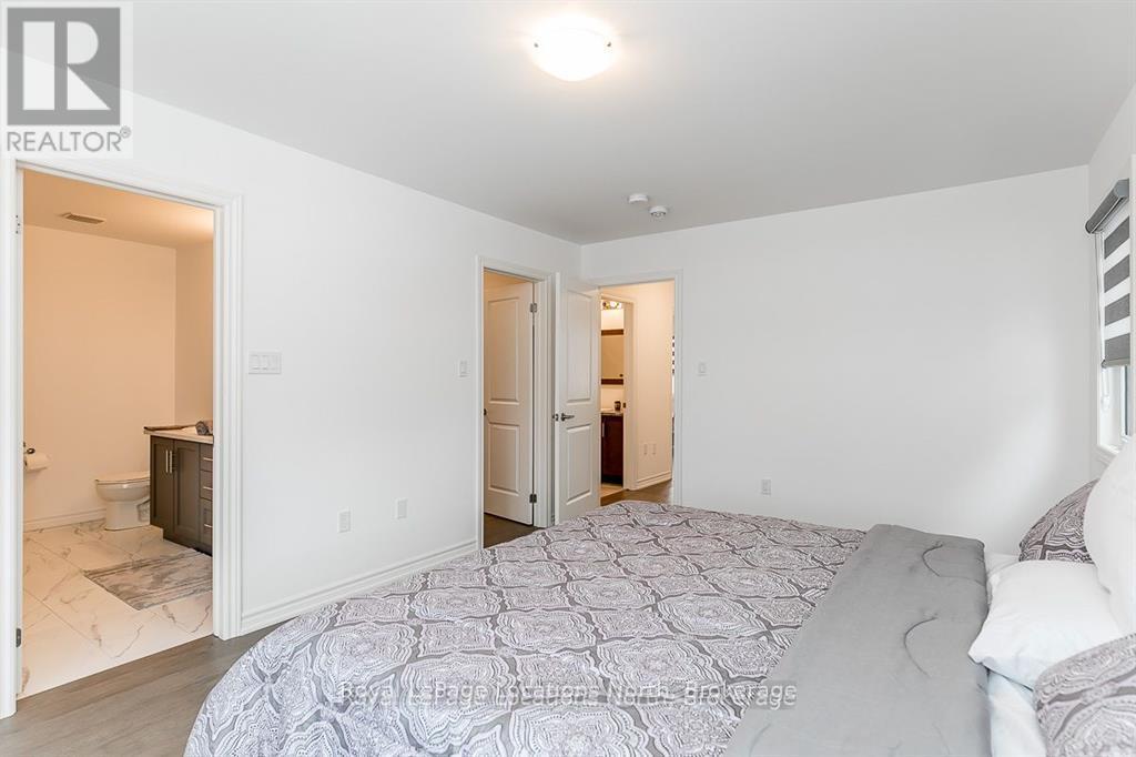 73 - 167 Rosie Street, Blue Mountains, Ontario  N0H 1J0 - Photo 12 - X12199194