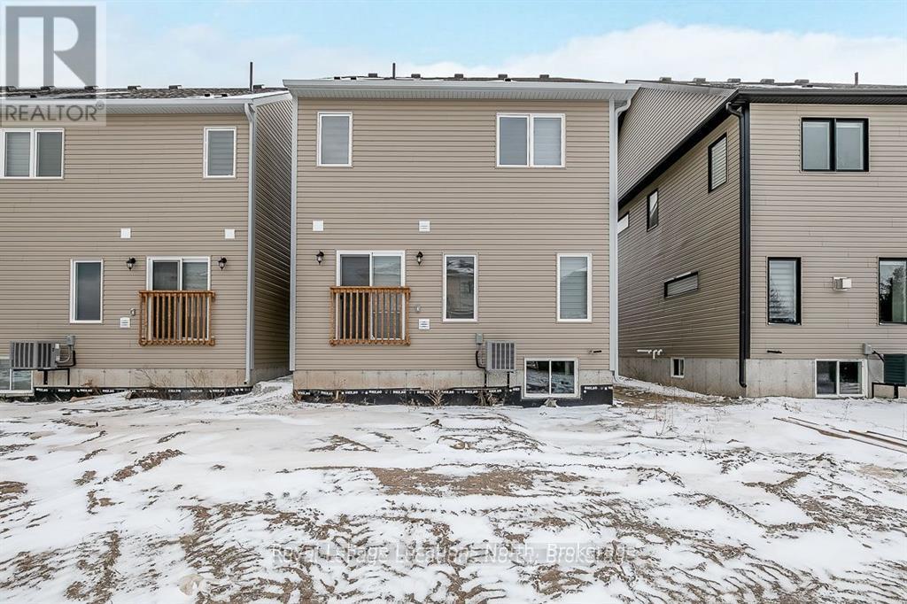 73 - 167 Rosie Street, Blue Mountains, Ontario  N0H 1J0 - Photo 27 - X12199194