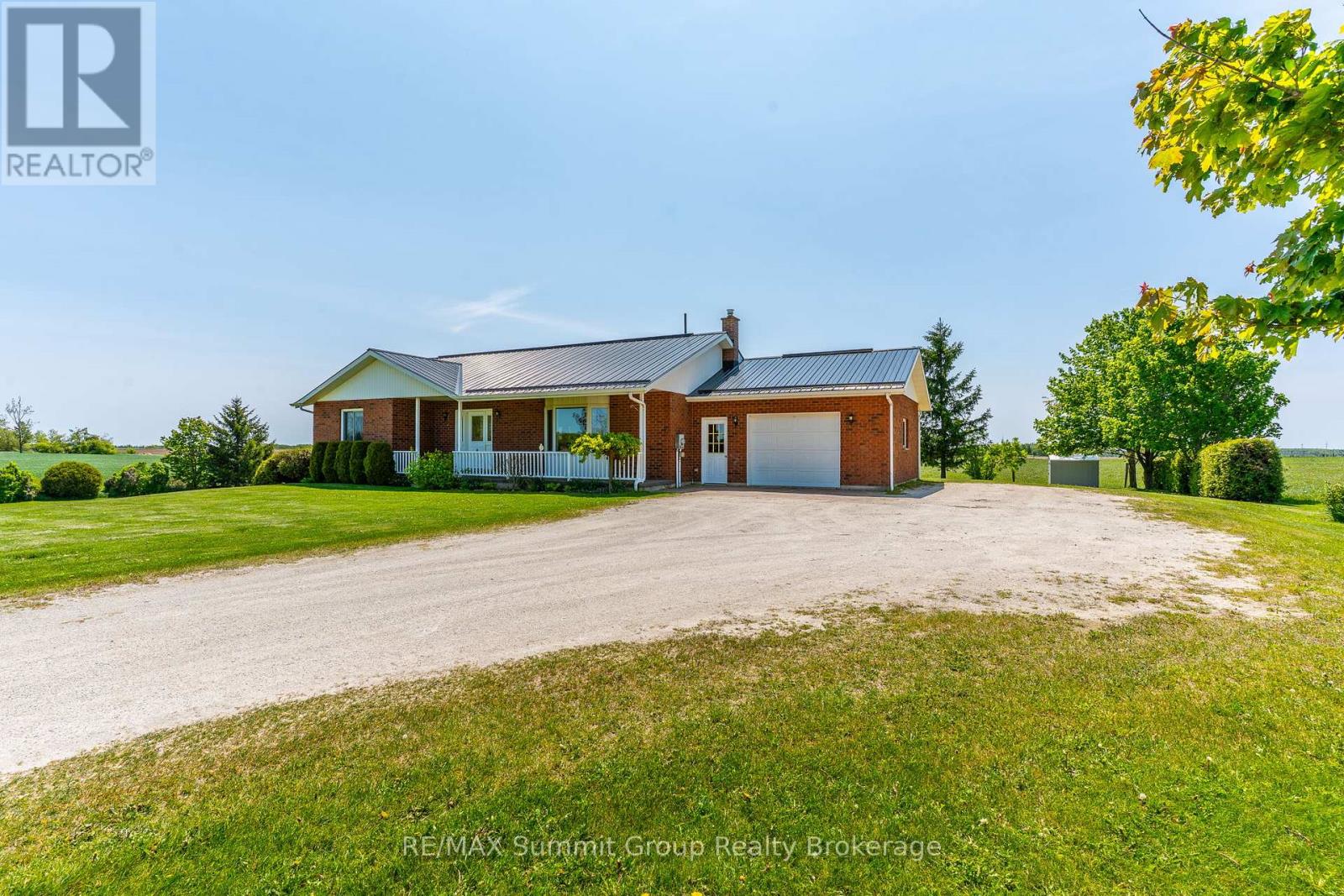 269720 County Road 9, Grey Highlands, Ontario  L0M 1G0 - Photo 3 - X12199240