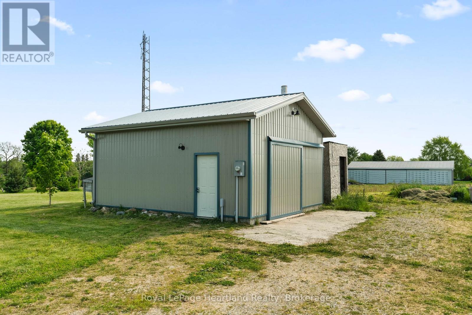 1060 Brussels  Line, Howick, Ontario  N0G 2X0 - Photo 11 - X12199251