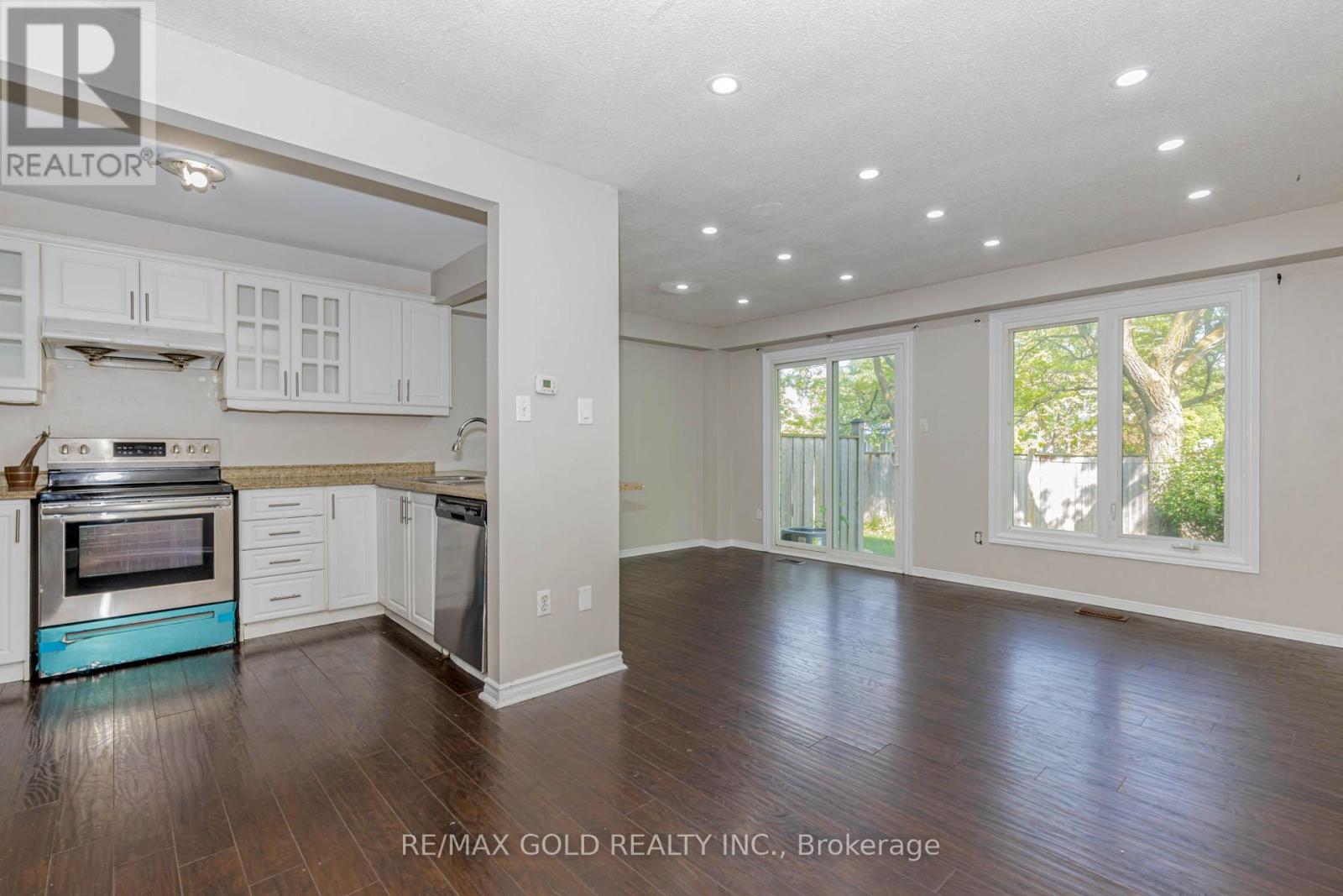 43 - 399 Vodden Street E, Brampton, Ontario  L6V 3V1 - Photo 7 - W12186779