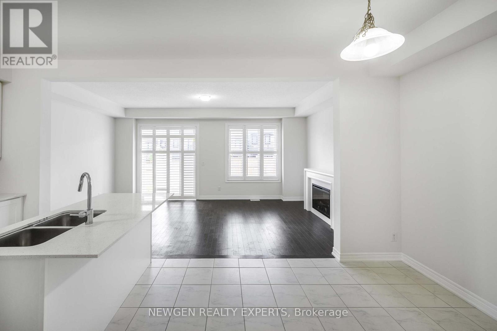 9 Stonehill Avenue, Kitchener, Ontario  N2R 0N9 - Photo 5 - X12172025