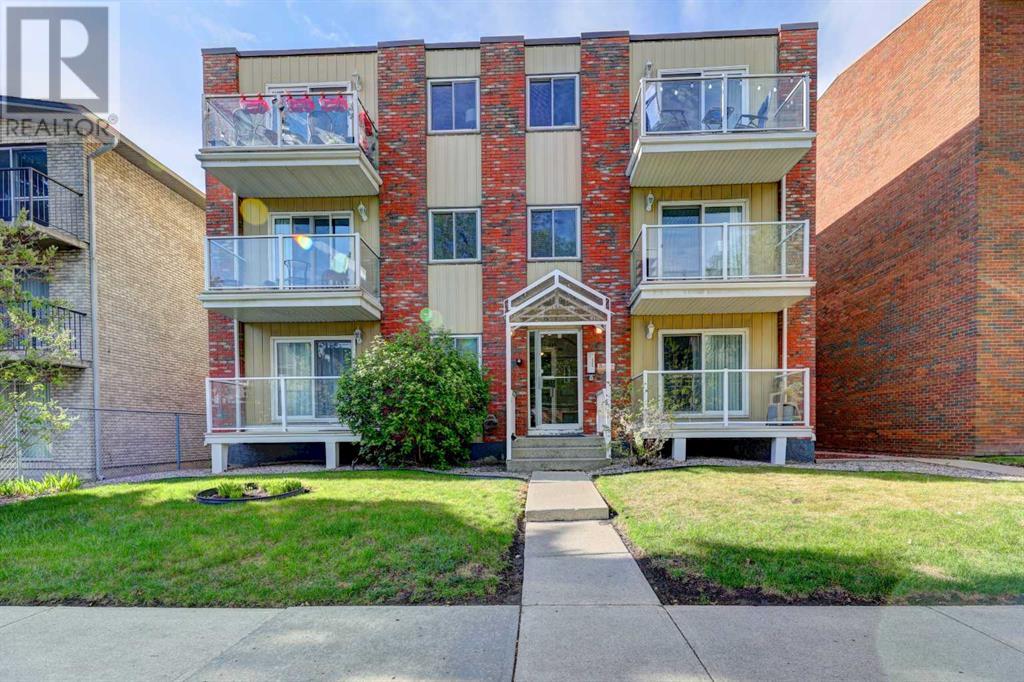 Property at 9, 645 Meredith Road NE image 1