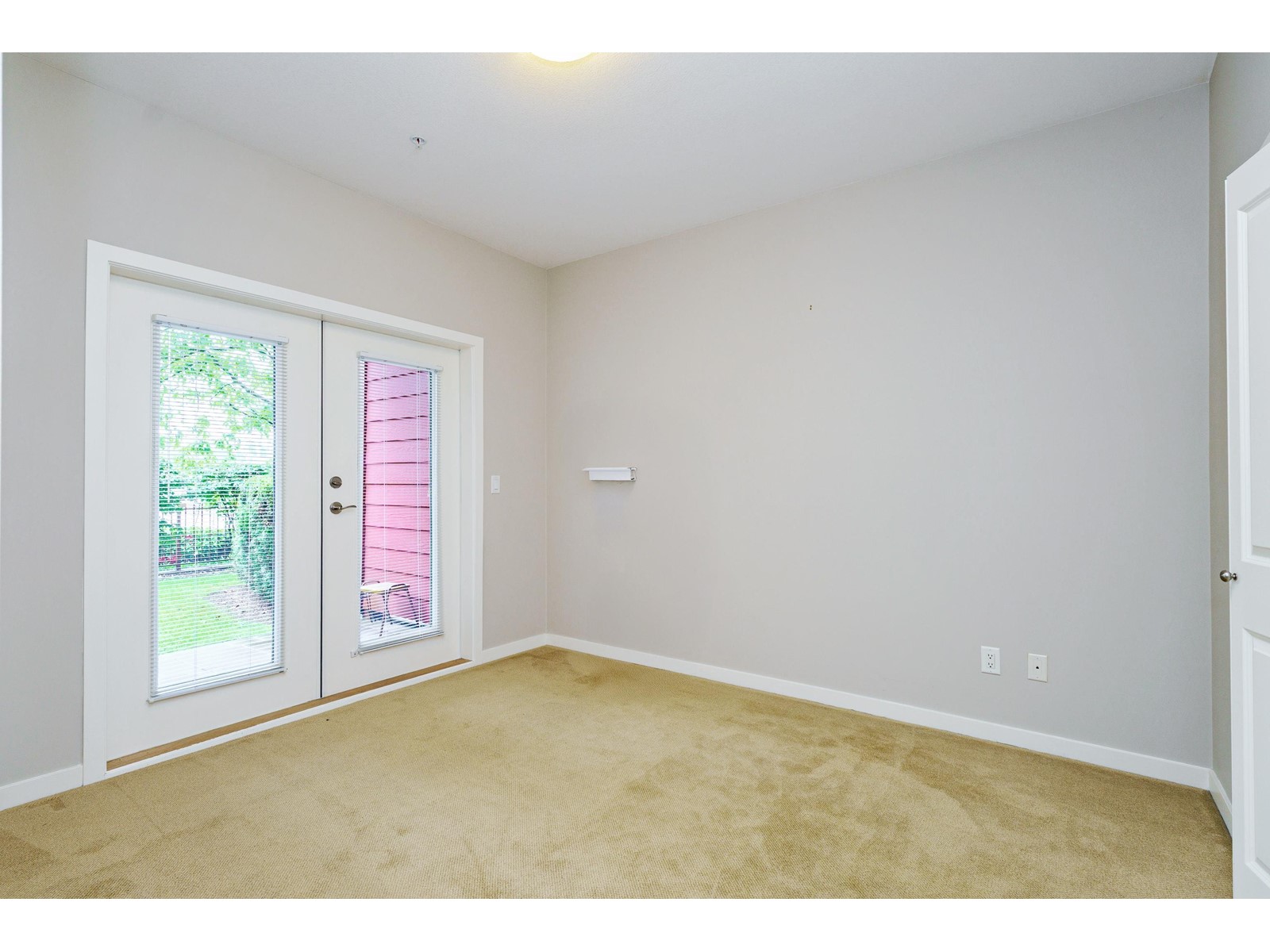 109 2511 King George Boulevard, Surrey, British Columbia  V4P 0C7 - Photo 11 - R3010015