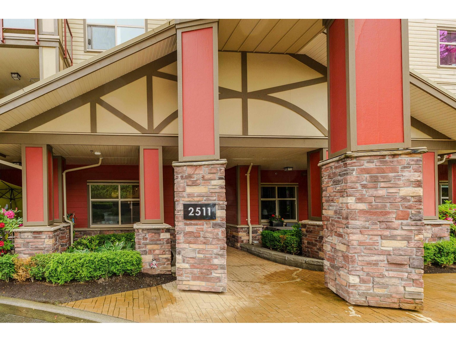 Property at 109 2511 KING GEORGE BOULEVARD image 1