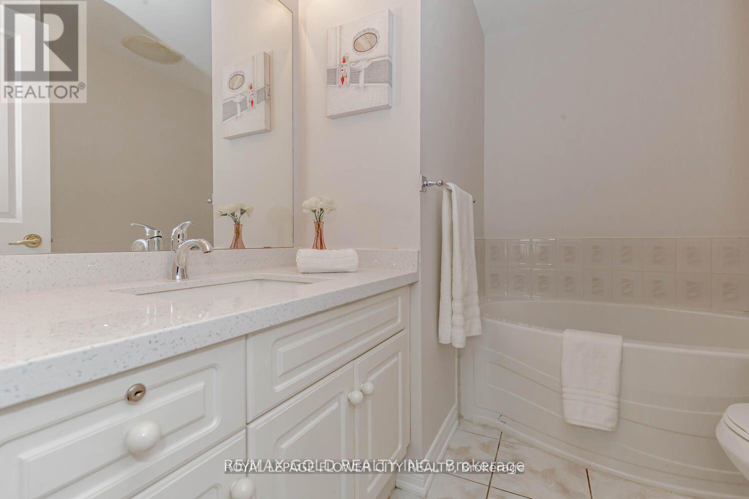 709 - 50 Old Mill Road, Oakville, Ontario  L6J 7W1 - Photo 19 - W12079225