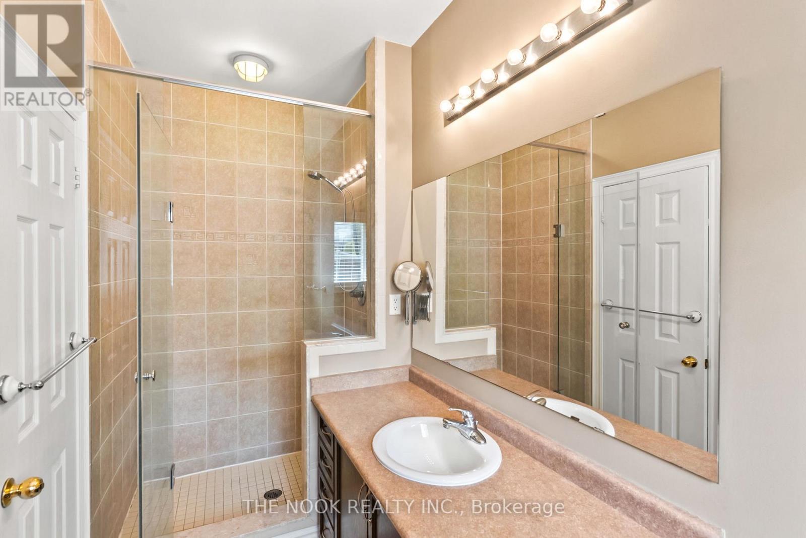 1031 Eagle Ridge Drive, Oshawa, Ontario  L1K 0C8 - Photo 16 - E12196505