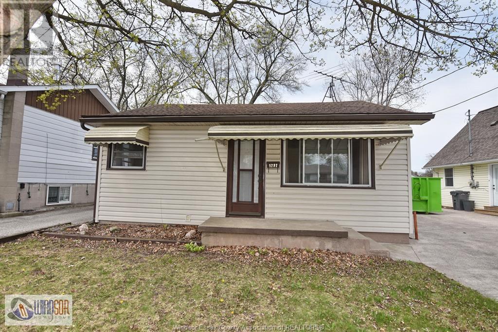 MLS# 25014265: 1797 BALFOUR BOULEVARD, Windsor, Canada