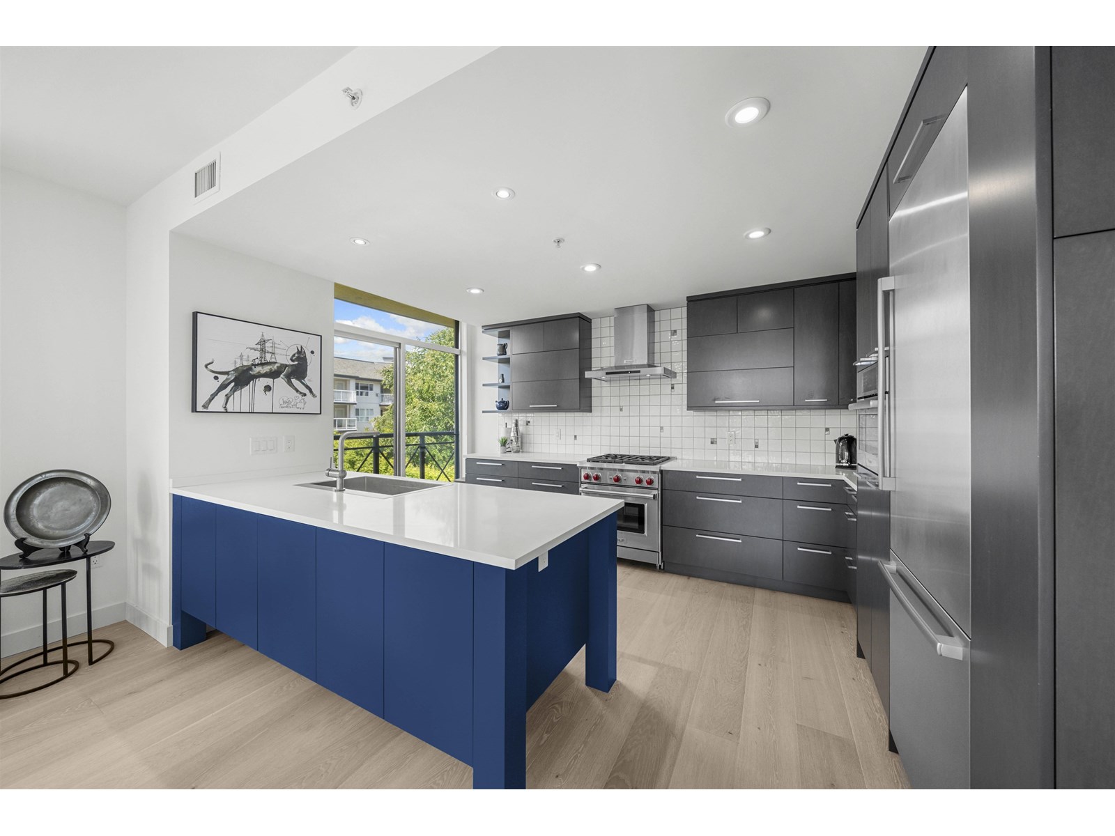 301 15445 Vine Avenue, Surrey, British Columbia  V4B 2T3 - Photo 2 - R3011563