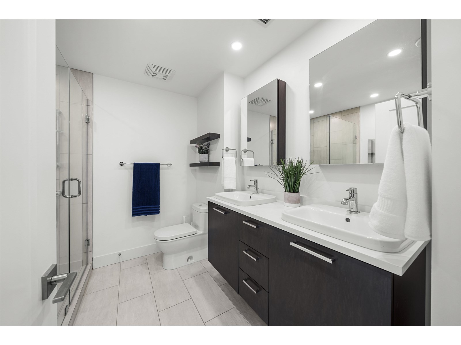301 15445 Vine Avenue, Surrey, British Columbia  V4B 2T3 - Photo 17 - R3011563