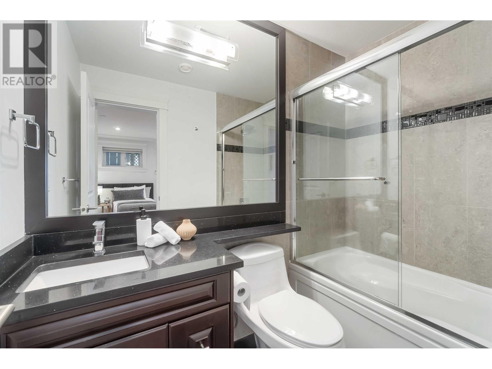 2721 W 5th Avenue, Vancouver, British Columbia  V6K 1T5 - Photo 30 - R3011749