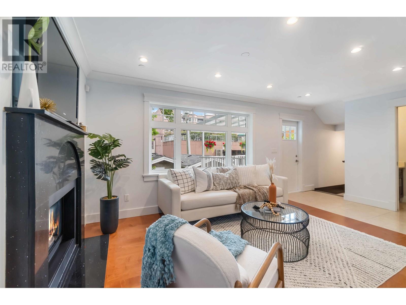 2721 W 5th Avenue, Vancouver, British Columbia  V6K 1T5 - Photo 10 - R3011749