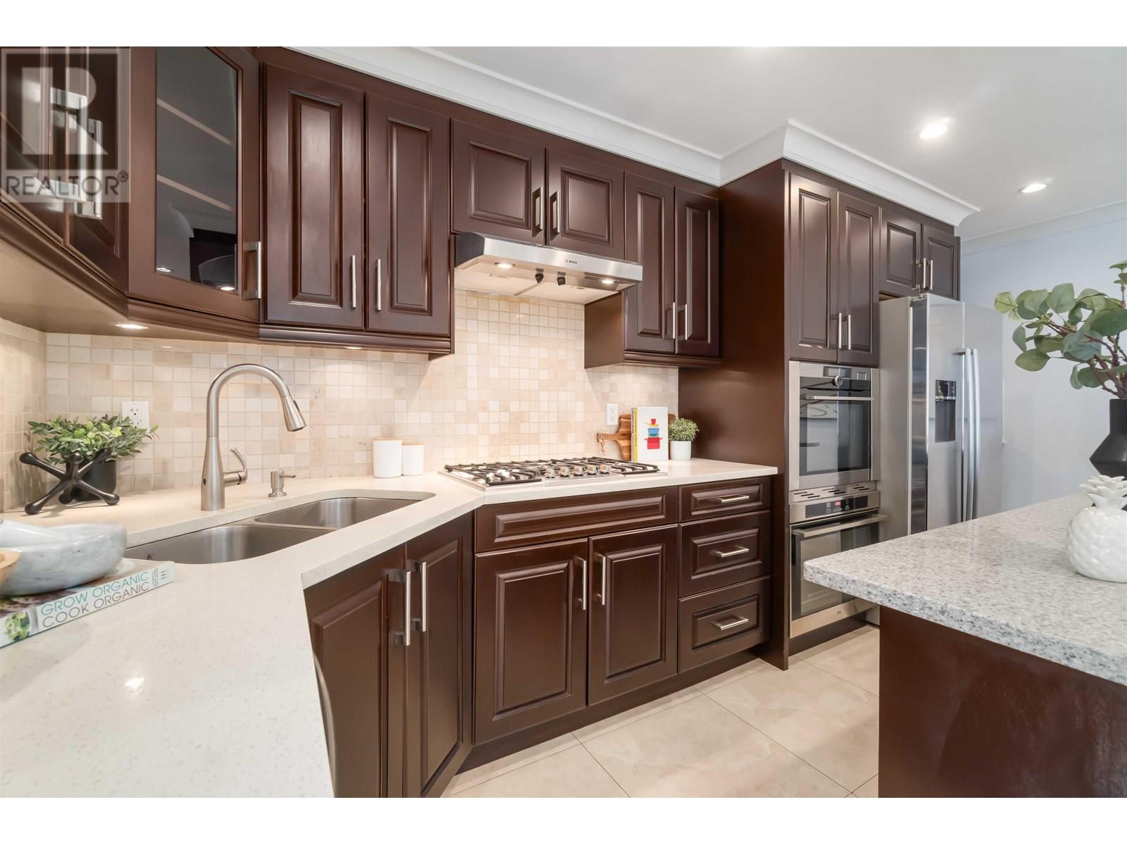 2721 W 5th Avenue, Vancouver, British Columbia  V6K 1T5 - Photo 3 - R3011749