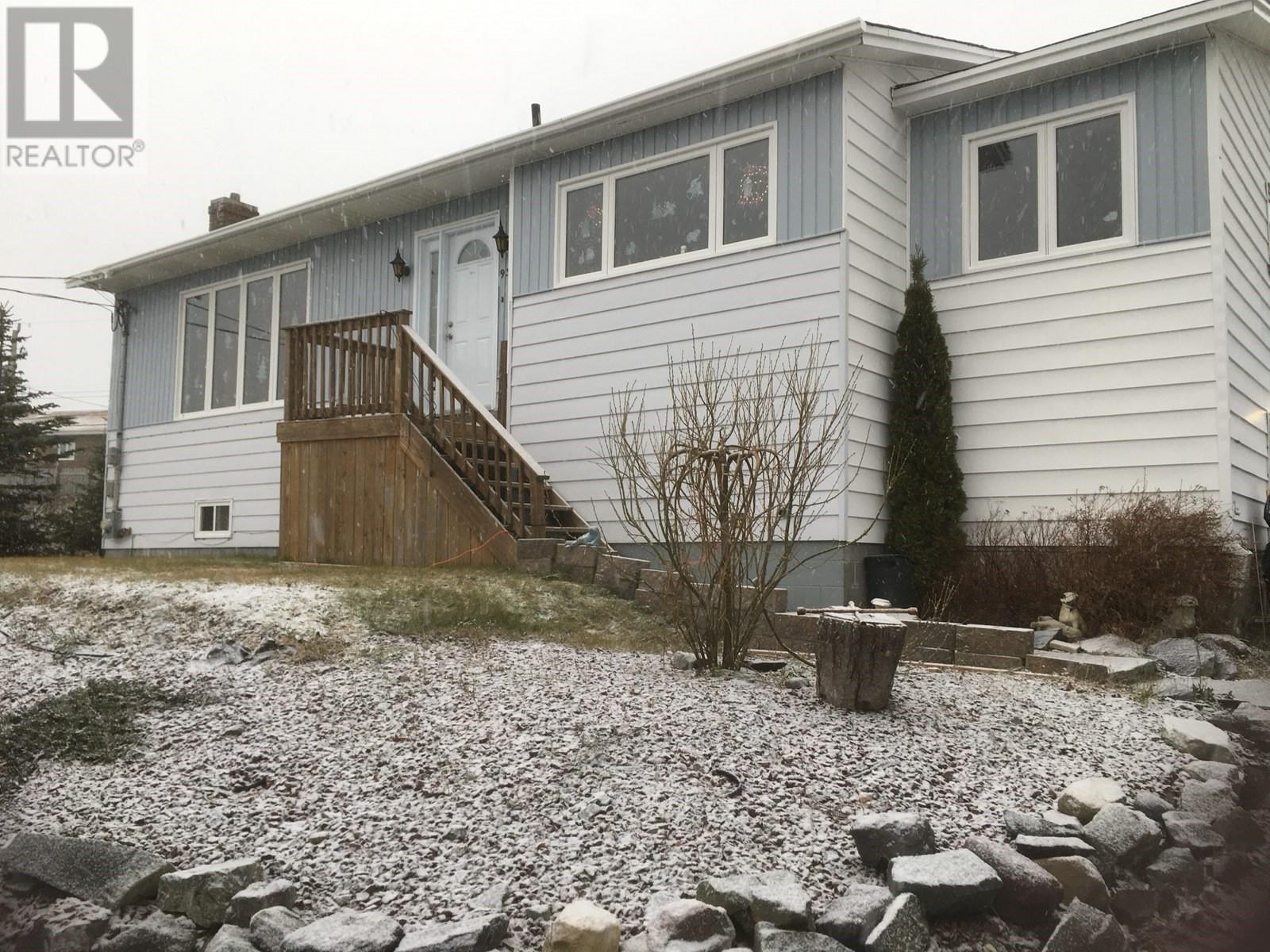 Property at 93 St. Thomas Line image 5