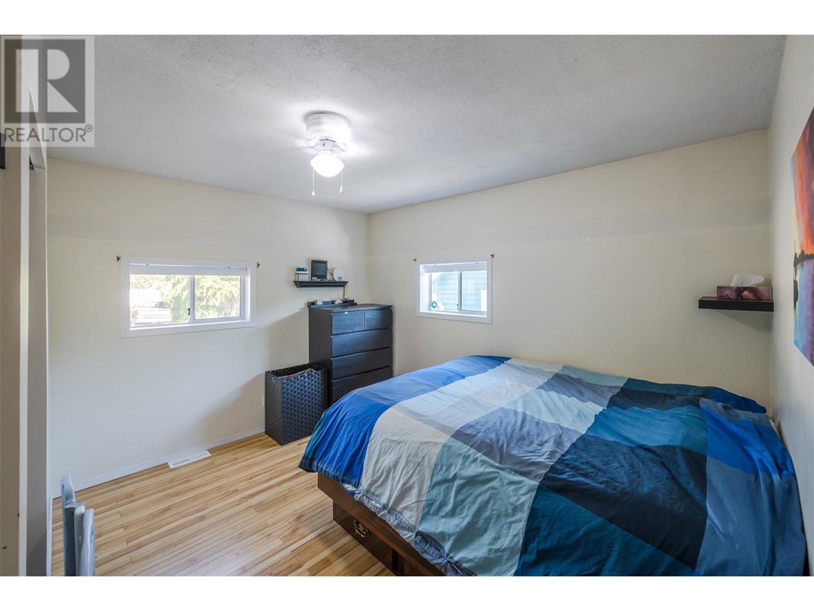 929 Birch Street, Okanagan Falls, British Columbia  V0H 1R0 - Photo 11 - 10350255