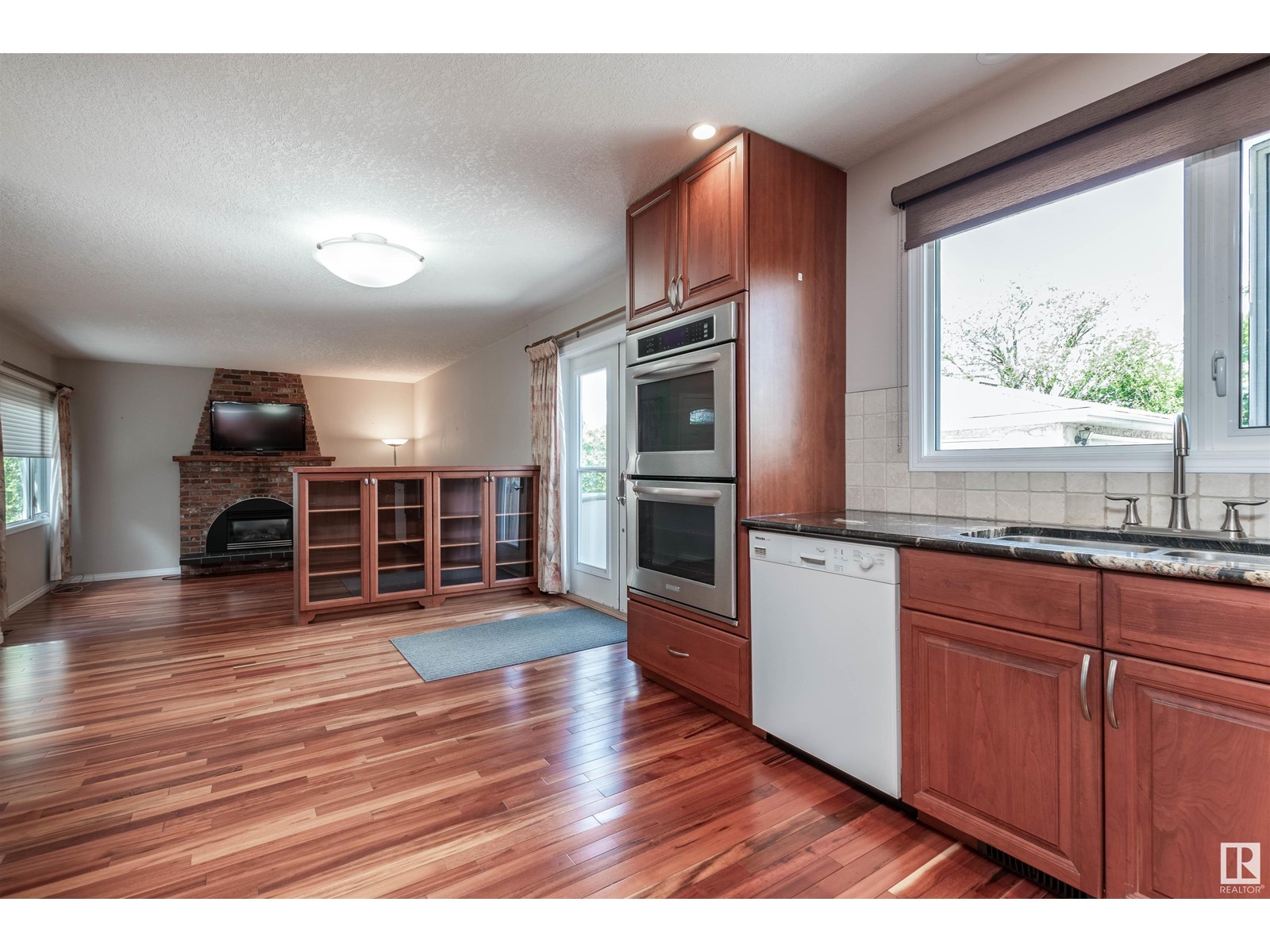 3507 79 St Nw, Edmonton, Alberta  T6K 0G1 - Photo 13 - E4440052