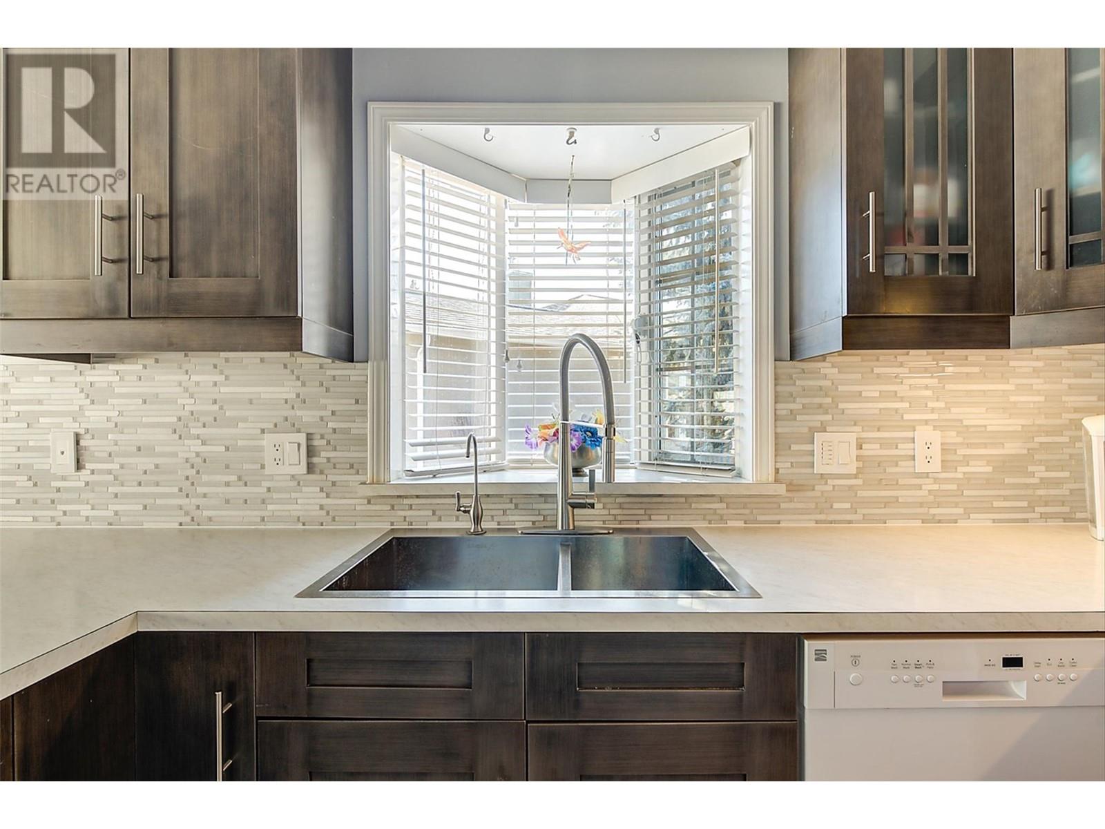 Property at 1020 Lanfranco Road Unit# 38 image 3