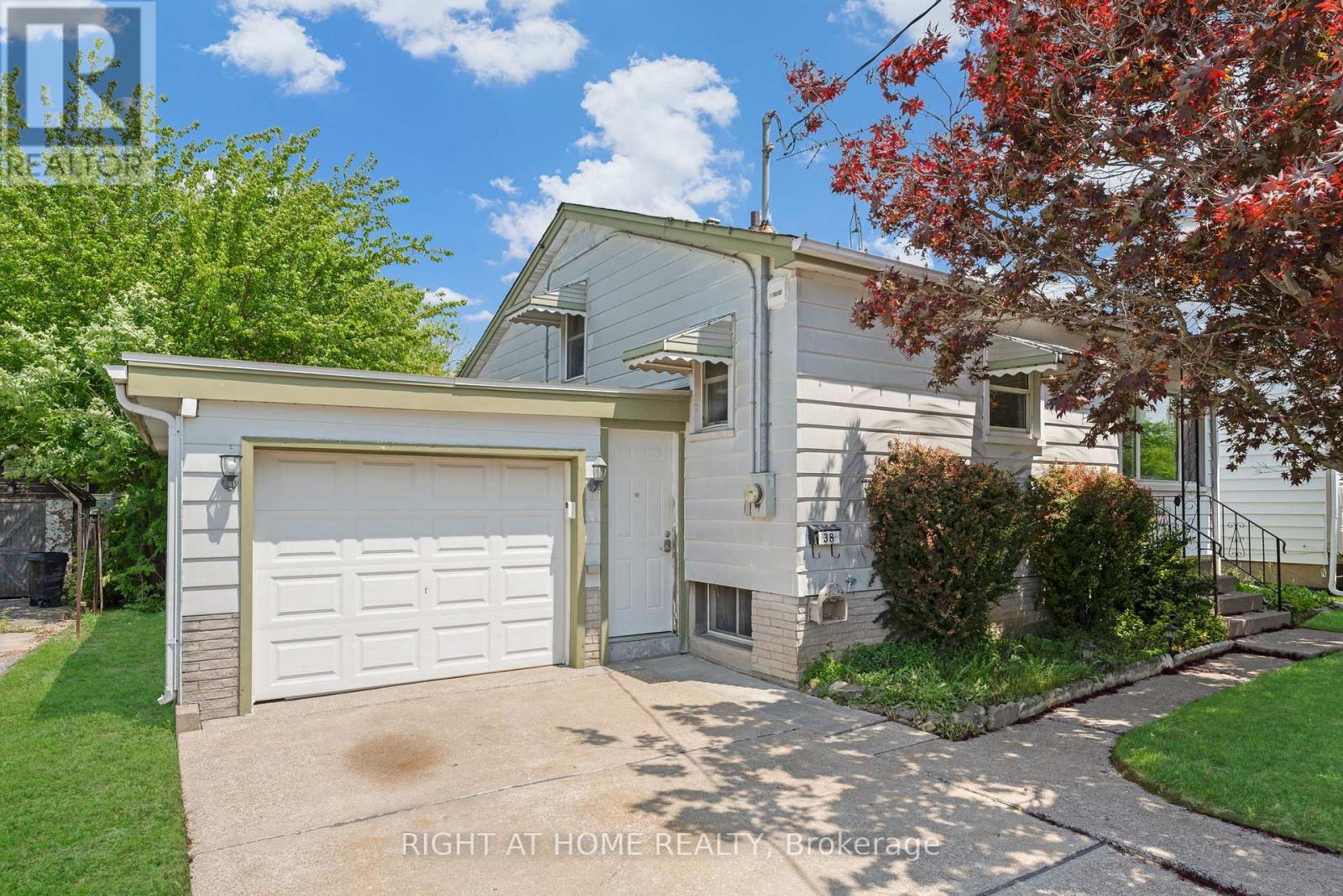 38 KINSEY STREET, St. Catharines, Ontario