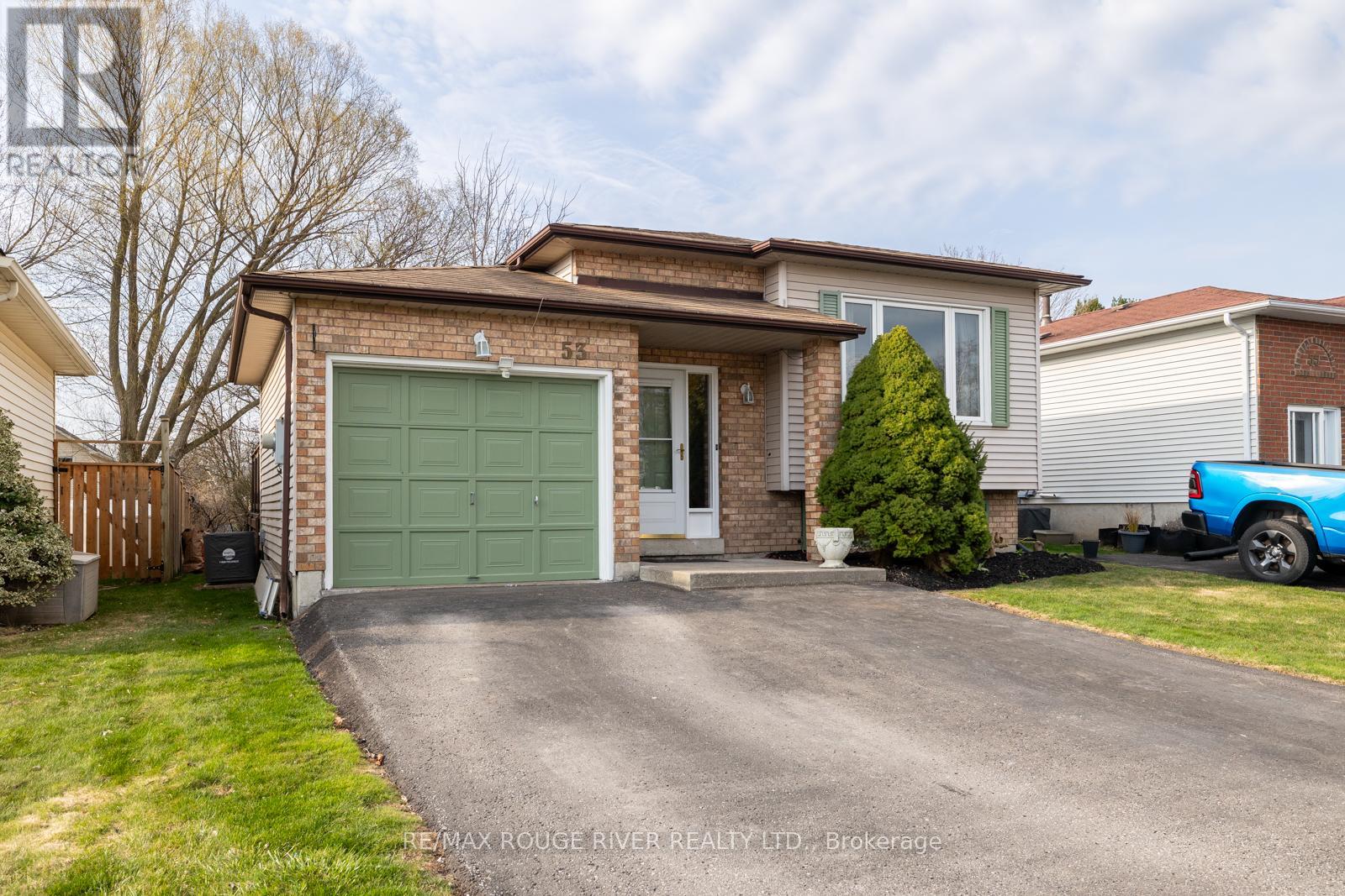 53 QUINLAN DRIVE, Port Hope, Ontario