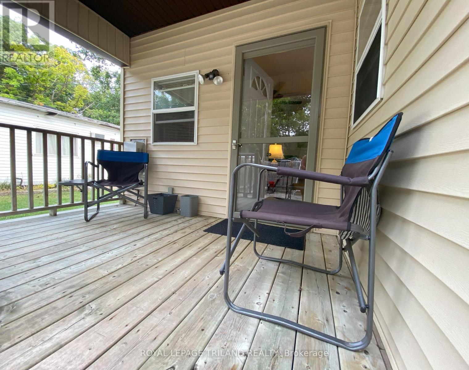 2 - 9951 Northville Crescent, Lambton Shores, Ontario  N0M 2N0 - Photo 38 - X12199366
