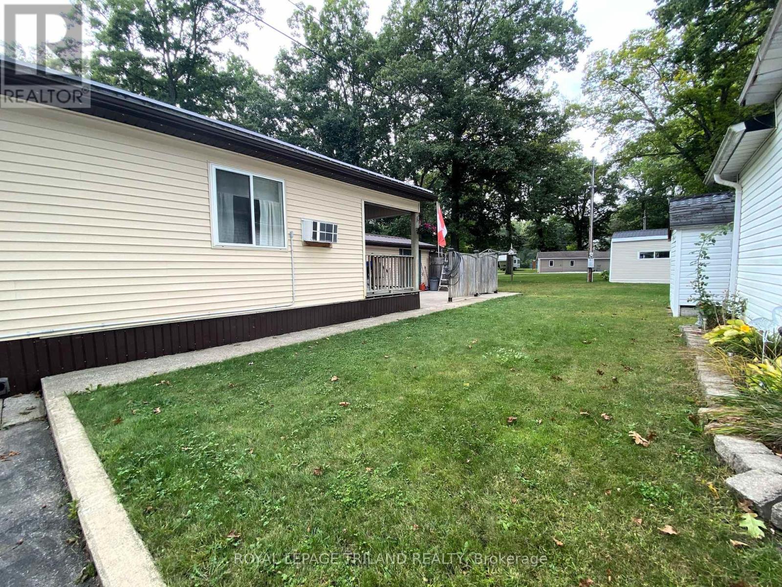 2 - 9951 Northville Crescent, Lambton Shores, Ontario  N0M 2N0 - Photo 42 - X12199366