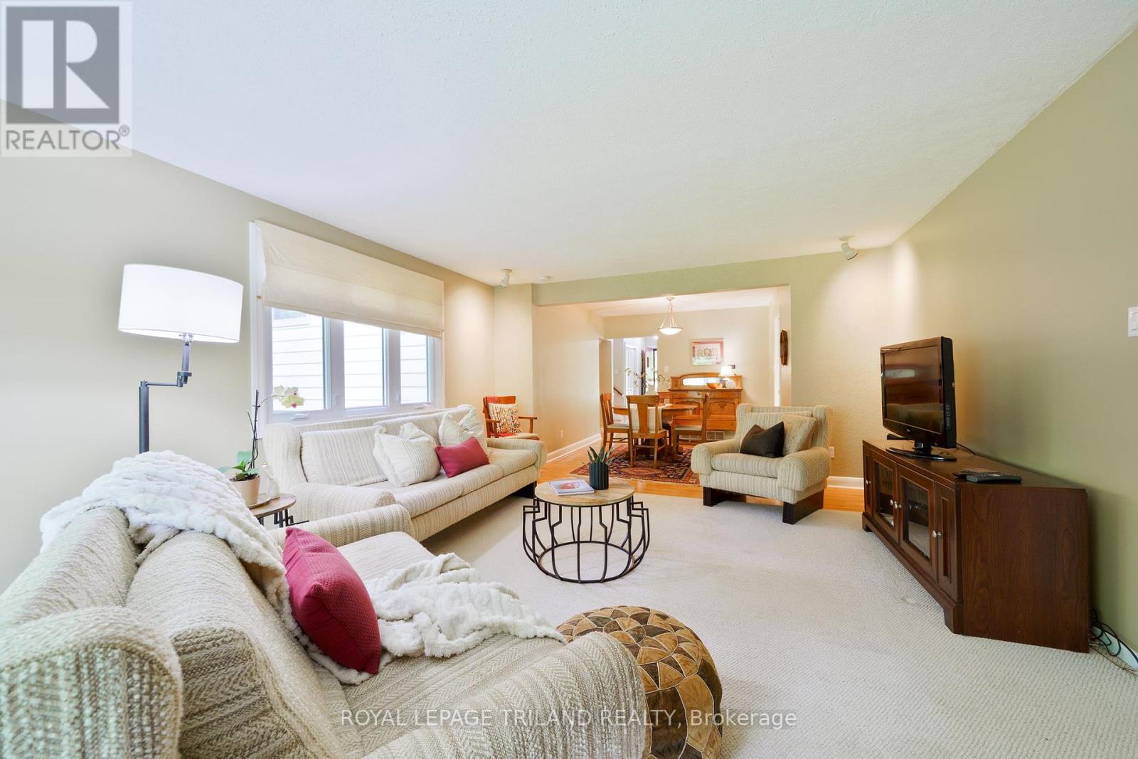 89 Rollingwood Circle, London North, Ontario  N6G 1R1 - Photo 11 - X12199421