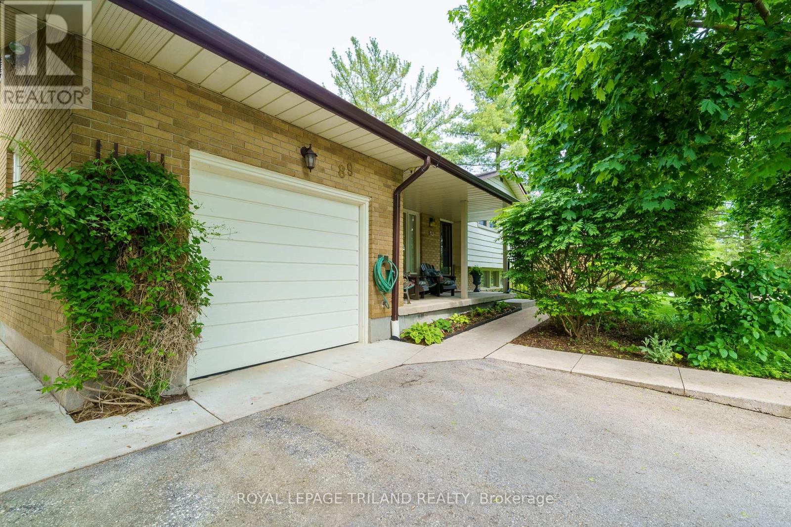 89 Rollingwood Circle, London North, Ontario  N6G 1R1 - Photo 35 - X12199421