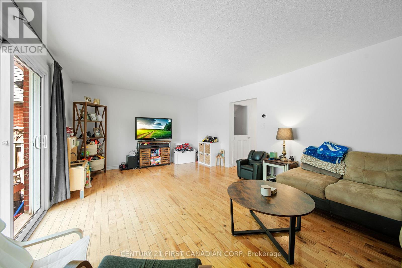 1401 Wonderland Road N, London North, Ontario  N6G 2C2 - Photo 19 - X12199425