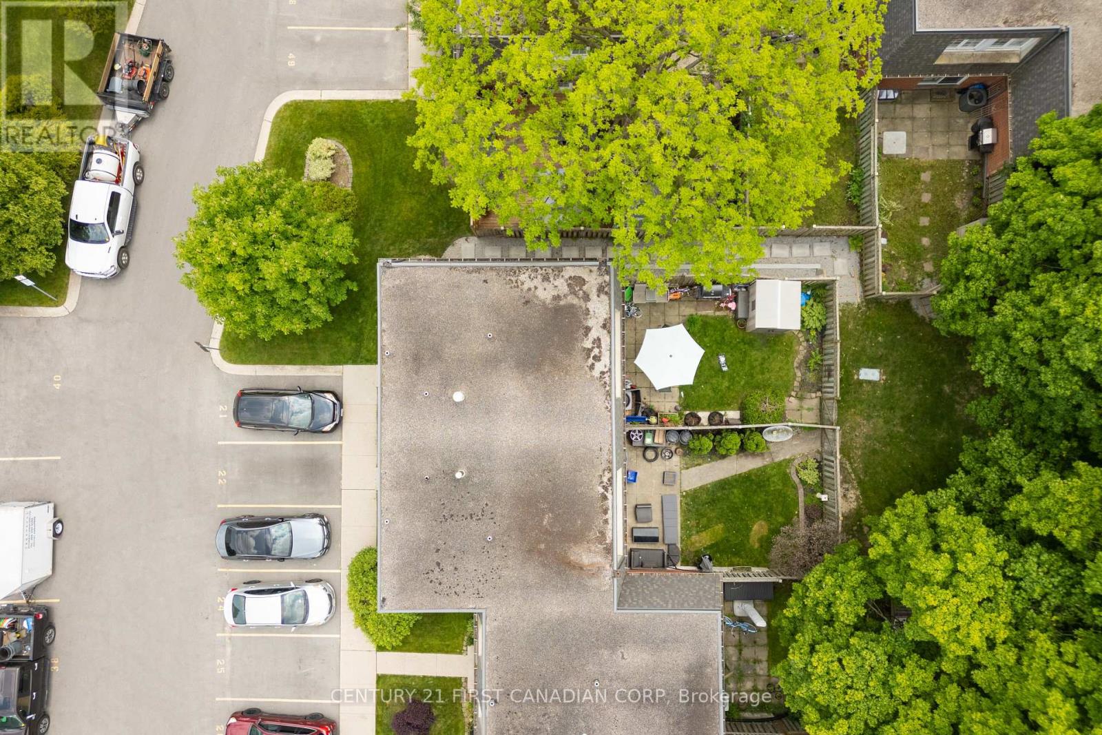 1401 Wonderland Road N, London North, Ontario  N6G 2C2 - Photo 4 - X12199425