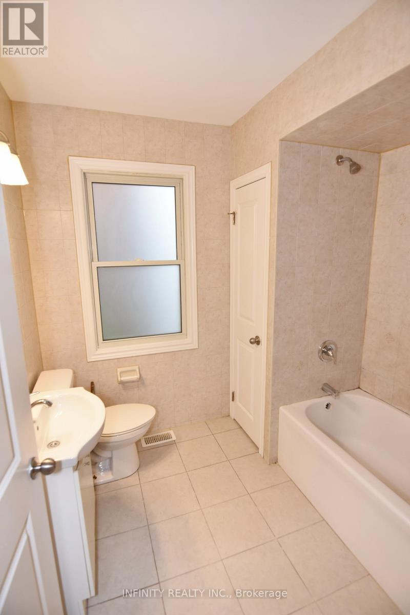 1017 Henry Ford Centre Drive, Windsor, Ontario  N8Y 2T4 - Photo 8 - X12199433