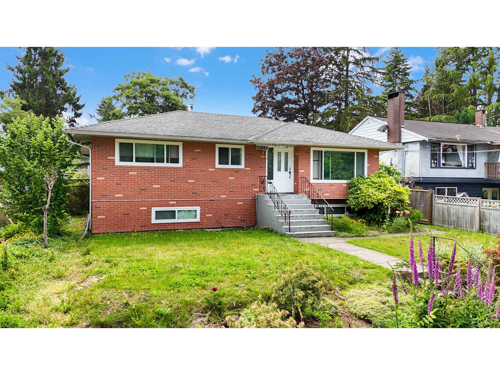12666 98 Avenue, Surrey, British Columbia  V3V 2K8 - Photo 1 - R3011779