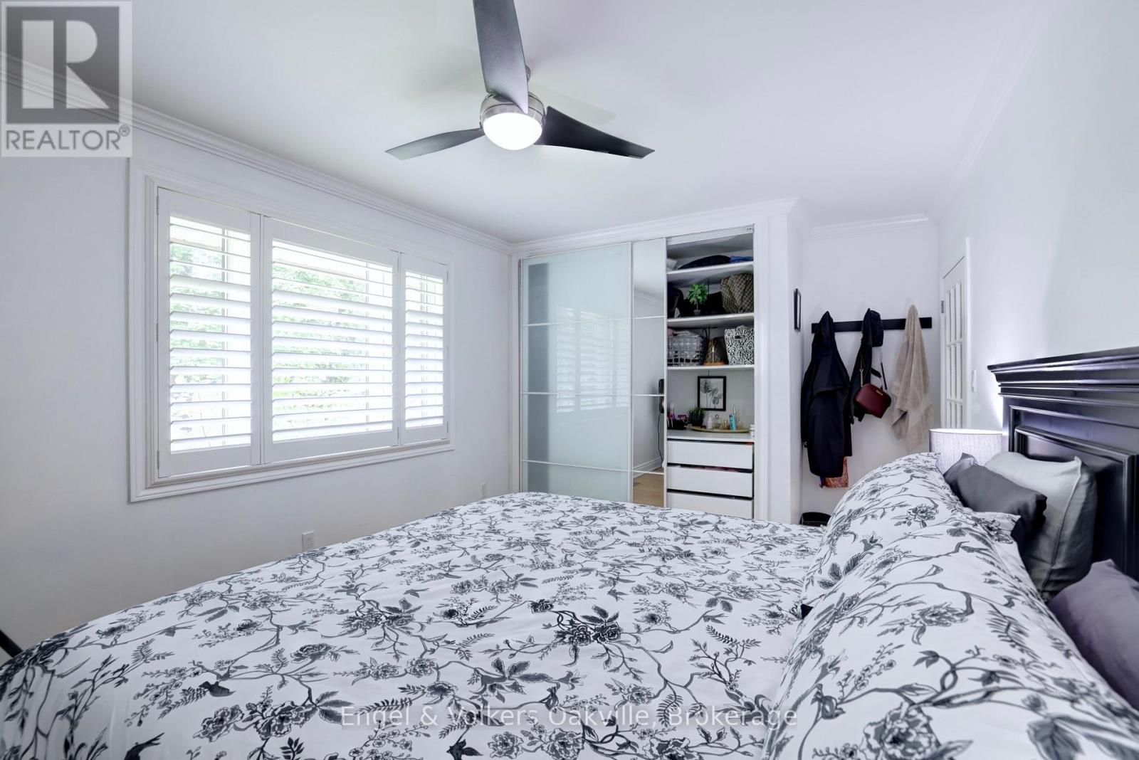 465 Fourth Line, Oakville, Ontario  L6L 5A6 - Photo 18 - W12199430