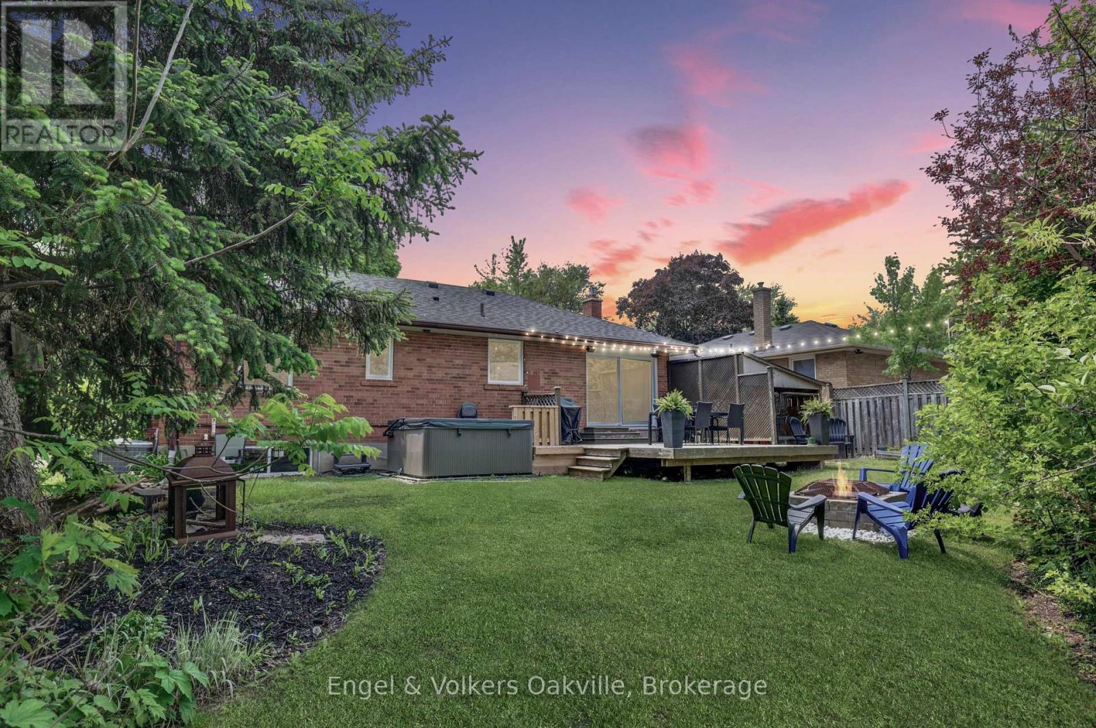 465 Fourth Line, Oakville, Ontario  L6L 5A6 - Photo 37 - W12199430