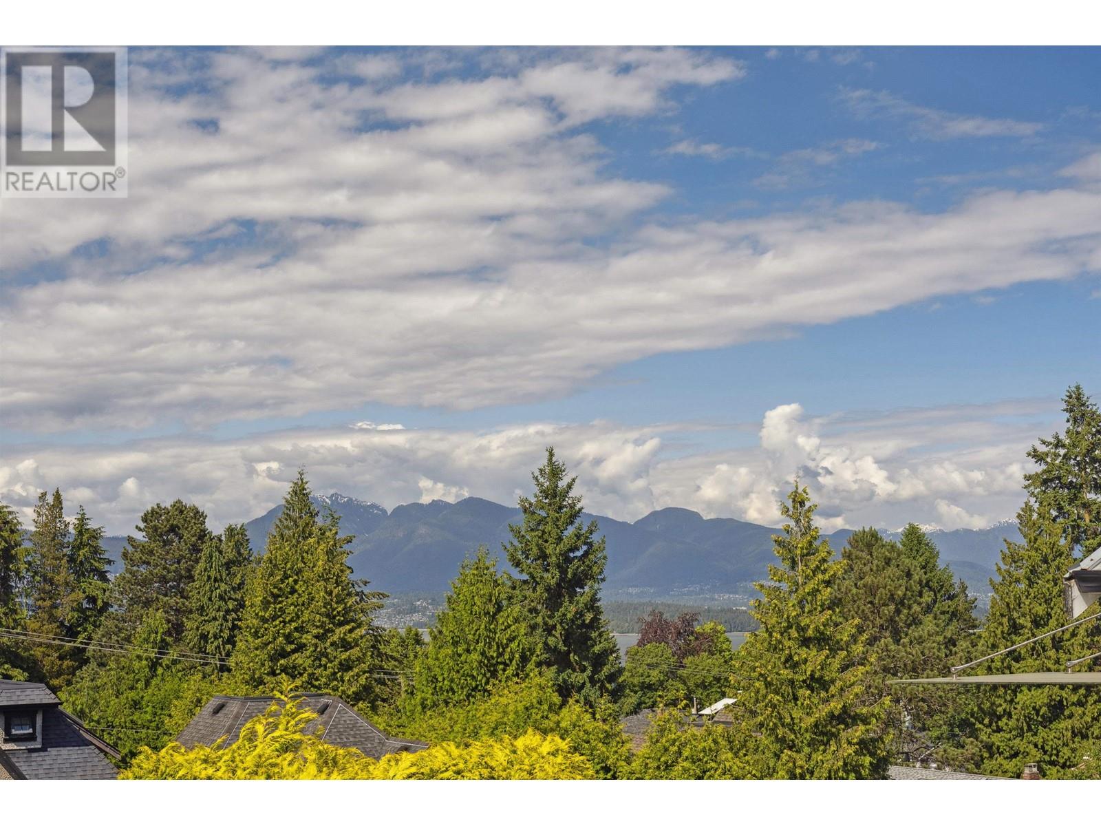 4190 W 11TH AVENUE, Vancouver, British Columbia