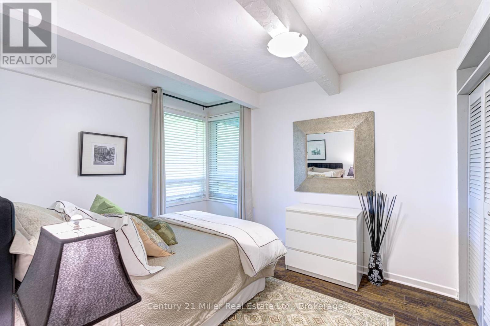 50 Greensview Drive, Kitchener, Ontario  N2P 2E6 - Photo 37 - X12199385