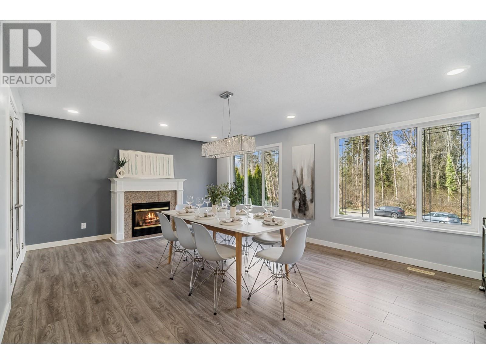 9152 Klenner Drive, Burnaby, British Columbia  V3N 4E8 - Photo 10 - R3011772