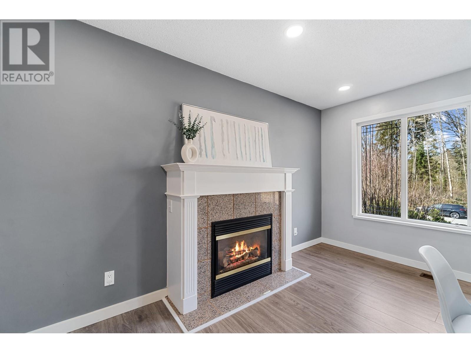 9152 Klenner Drive, Burnaby, British Columbia  V3N 4E8 - Photo 5 - R3011772