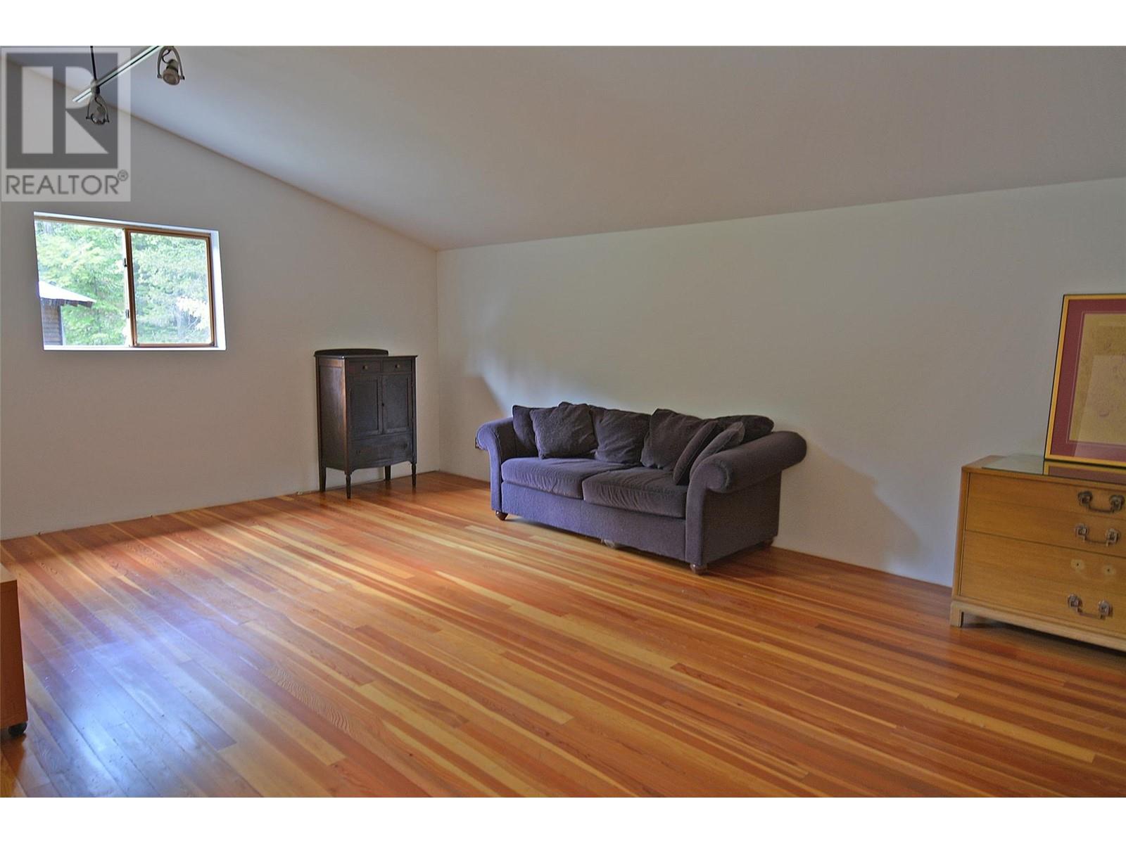 4911 Slocan River Road, Nelson, British Columbia  V1L 2J0 - Photo 20 - 10350712