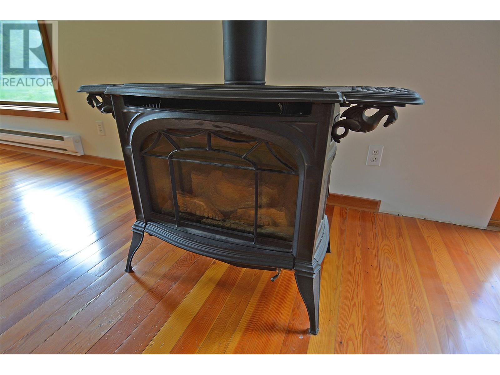 4911 Slocan River Road, Nelson, British Columbia  V1L 2J0 - Photo 22 - 10350712