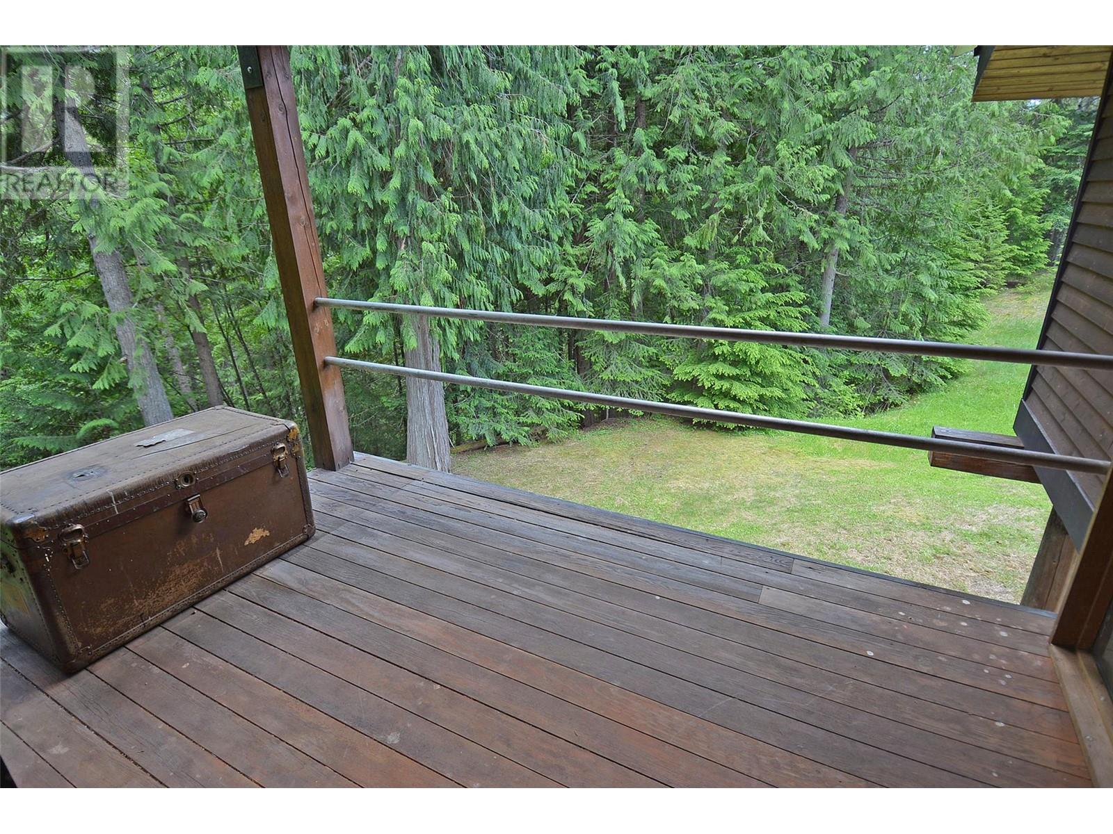 4911 Slocan River Road, Nelson, British Columbia  V1L 2J0 - Photo 16 - 10350712
