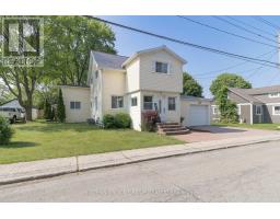 462 PARK STREET E, Prescott, Ontario