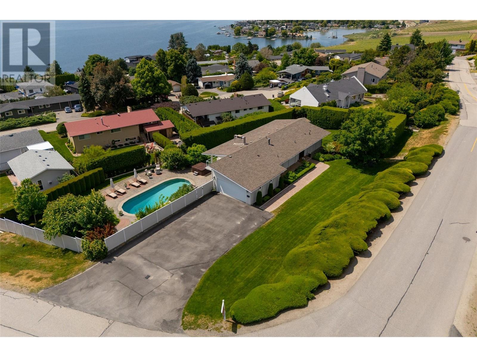 1145 Kelly Drive, West Kelowna, British Columbia  V1Z 2N5 - Photo 4 - 10342520