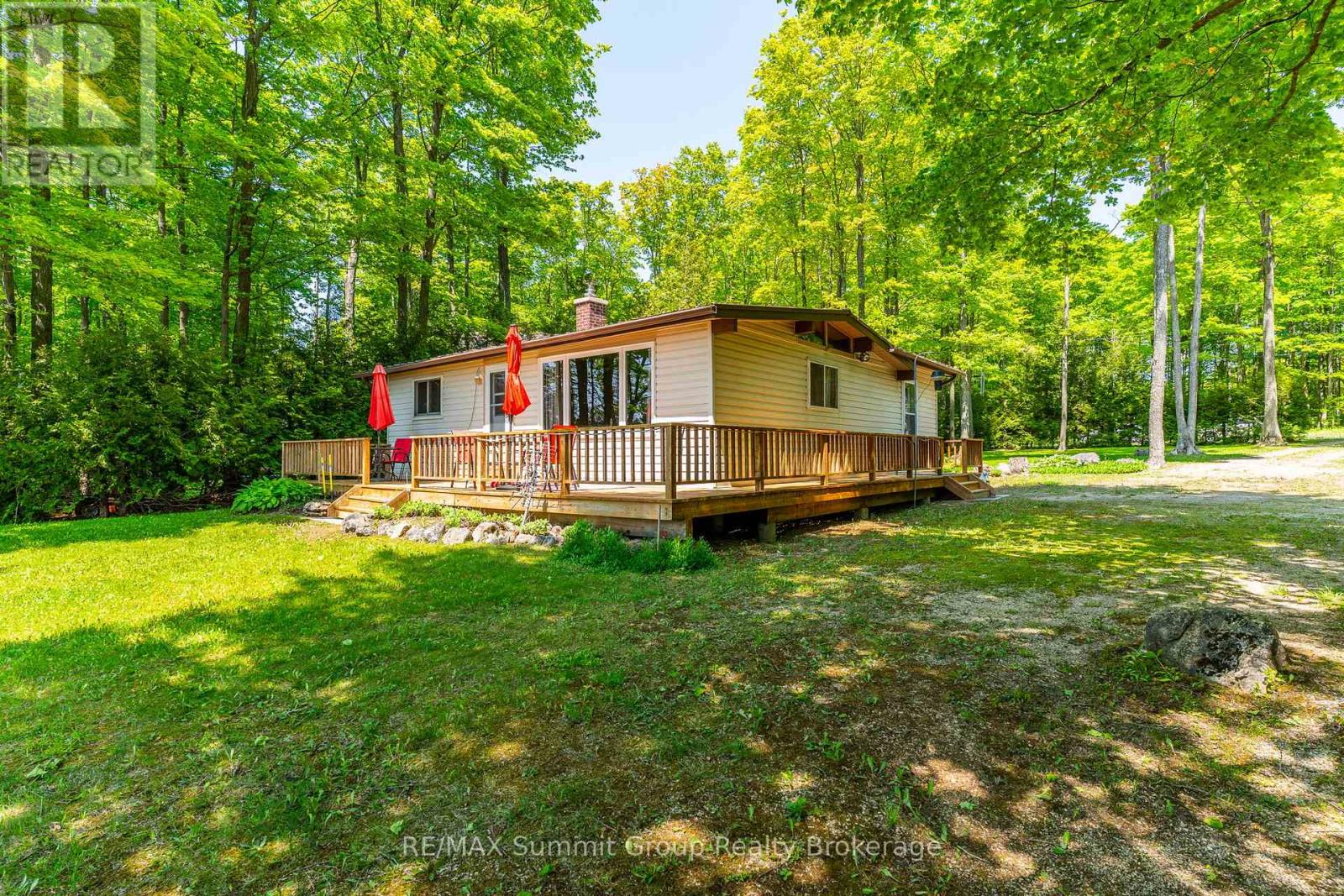 182 Lakeshore Boulevard, Grey Highlands, Ontario  N0C 1E0 - Photo 31 - X12199412